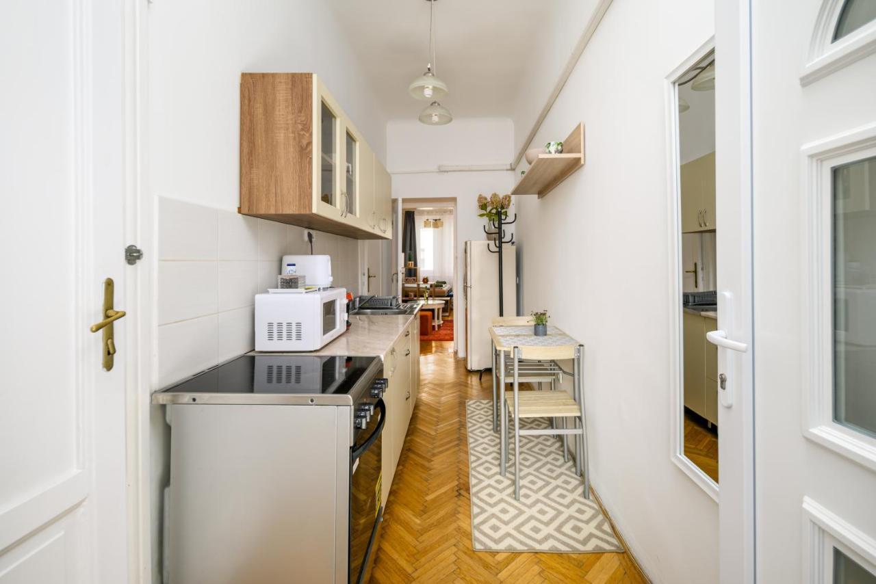 Margaret Apartment By The Danube Budapest Luaran gambar
